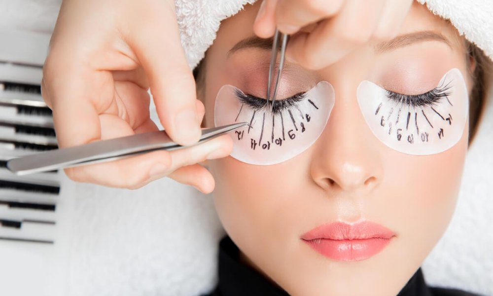 Are eyelash extensions easy to maintain?